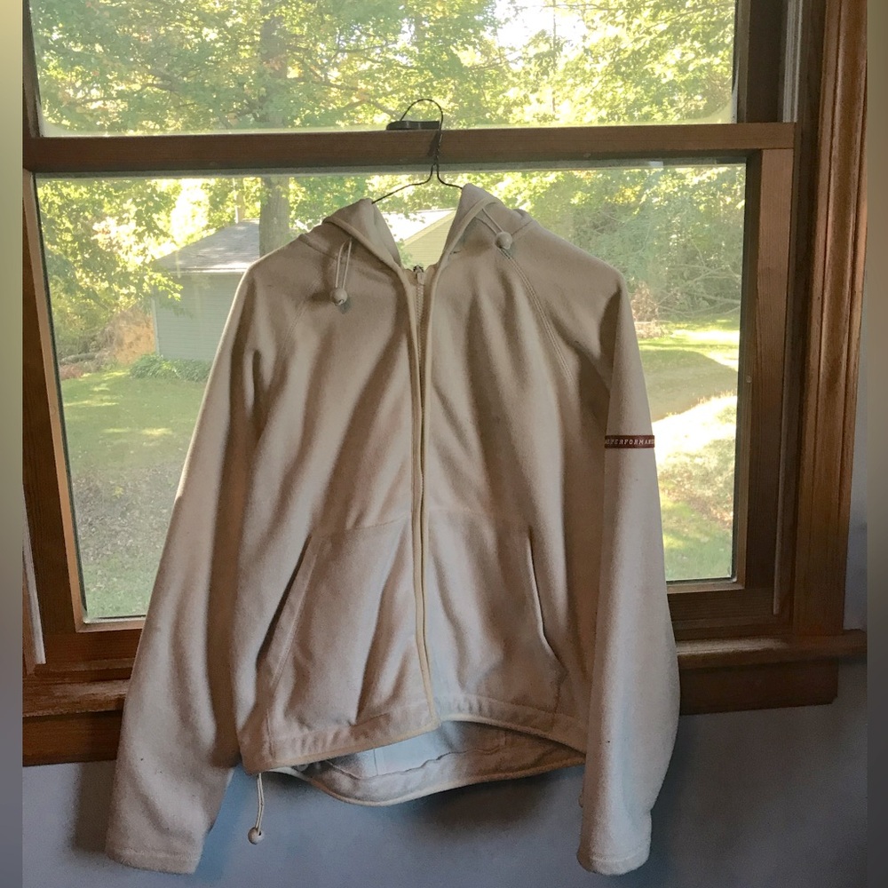 Sooooo buttery soft Aeropostale sweatshirt new